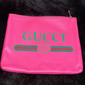 Authentic Gucci Logo portfolio/ clutch